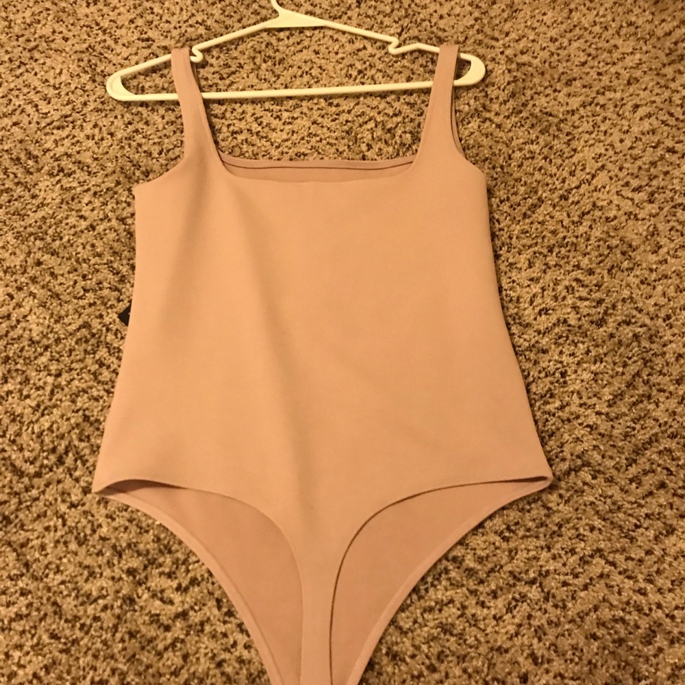 •EXPRESS • BodySuit - Picture 3 of 3